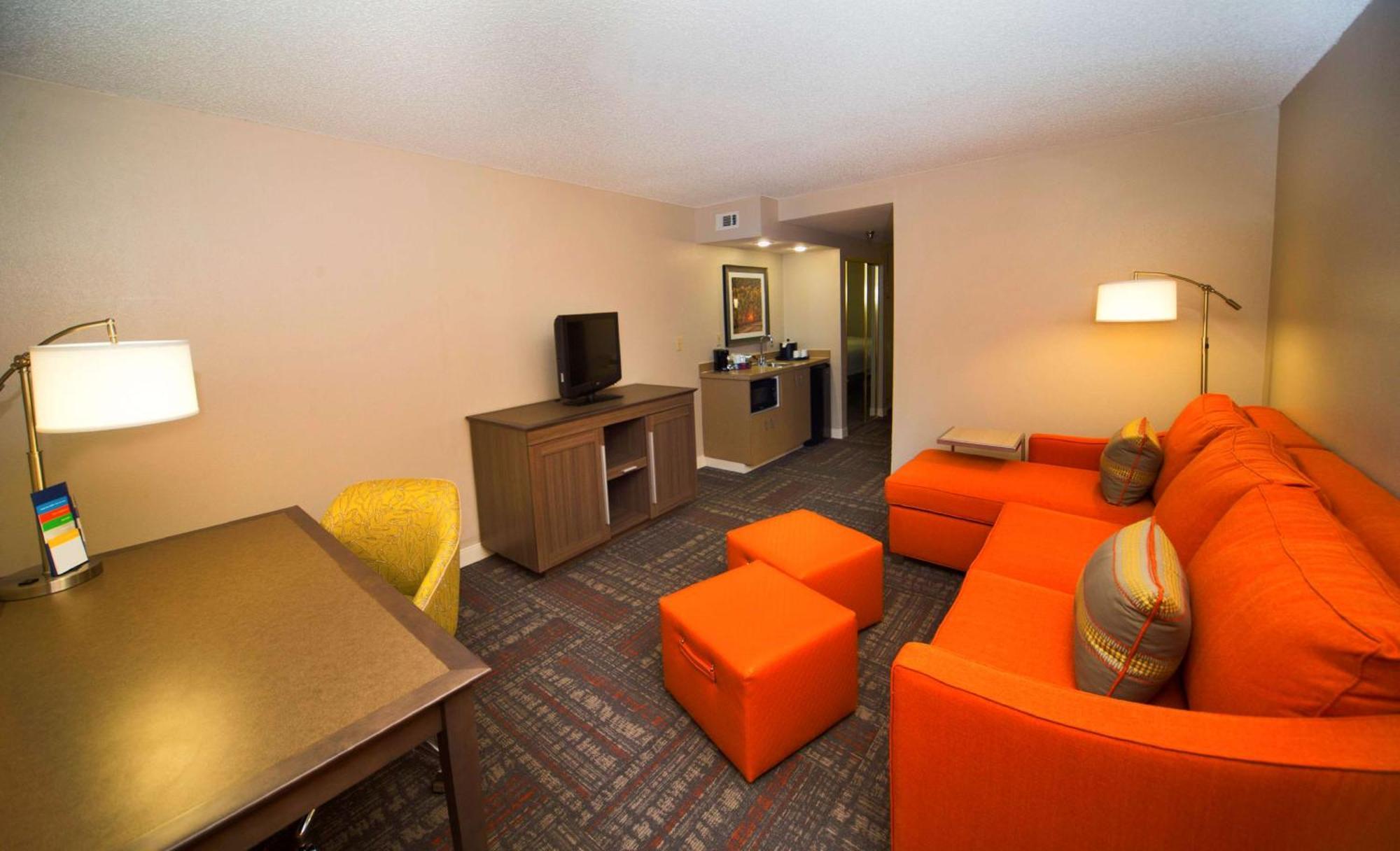 Hampton & Valdosta/conference Center Hotel